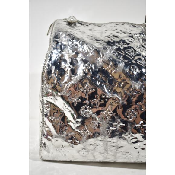 Louis Vuitton Keepall 55 Monogram Miroir Silver Mirror Weekend Travel Duffle Bag - Picture 3 of 16